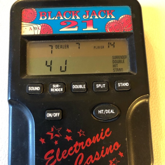 Radio Shack Black Jack 21 Casino Vintage Electronic Handheld LCD Video game - Picture 6 of 8
